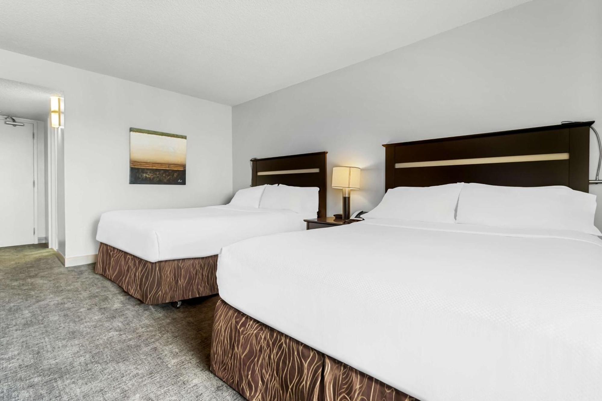 Best Western Plus Mont-Laurier Esterno foto